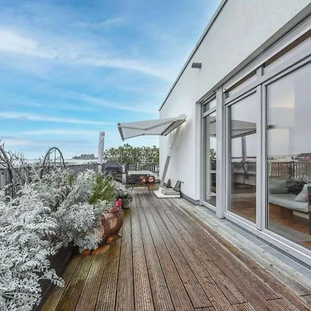Luxurious Penthouse -breathtaking Rooftop Terrace * Düsseldorf