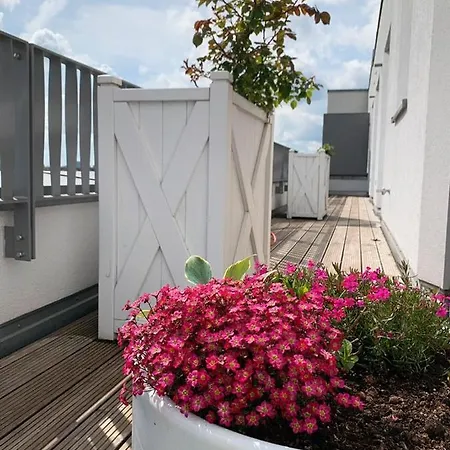 Apartment Luxurious Penthouse -breathtaking Rooftop Terrace Düsseldorf